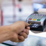 Danilo Regis Fernando Pinto explica se o cartão de crédito é aliado ou vilão das finanças pessoais — e como usá-lo a seu favor sem cair em armadilhas.